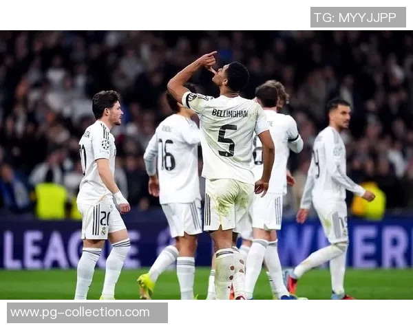 欧联杯经典对决拜仁绝杀皇马乌龙球引发全场狂欢